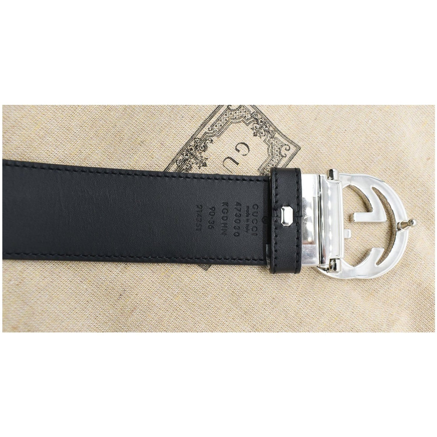 GUCCI Reversible GG Supreme Leather Belt Beige/Black 473030 Size 90.36