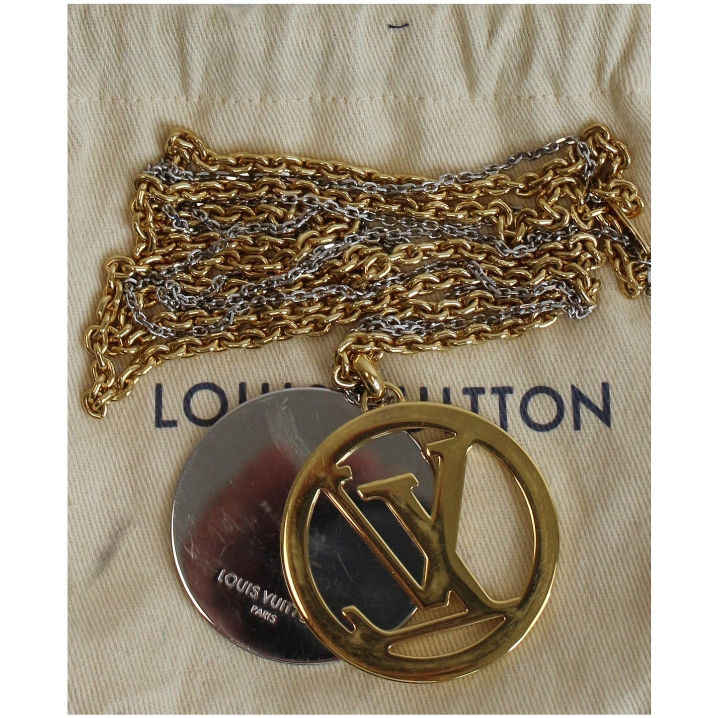 LOUIS VUITTON Louise Long Necklace Gold M64281