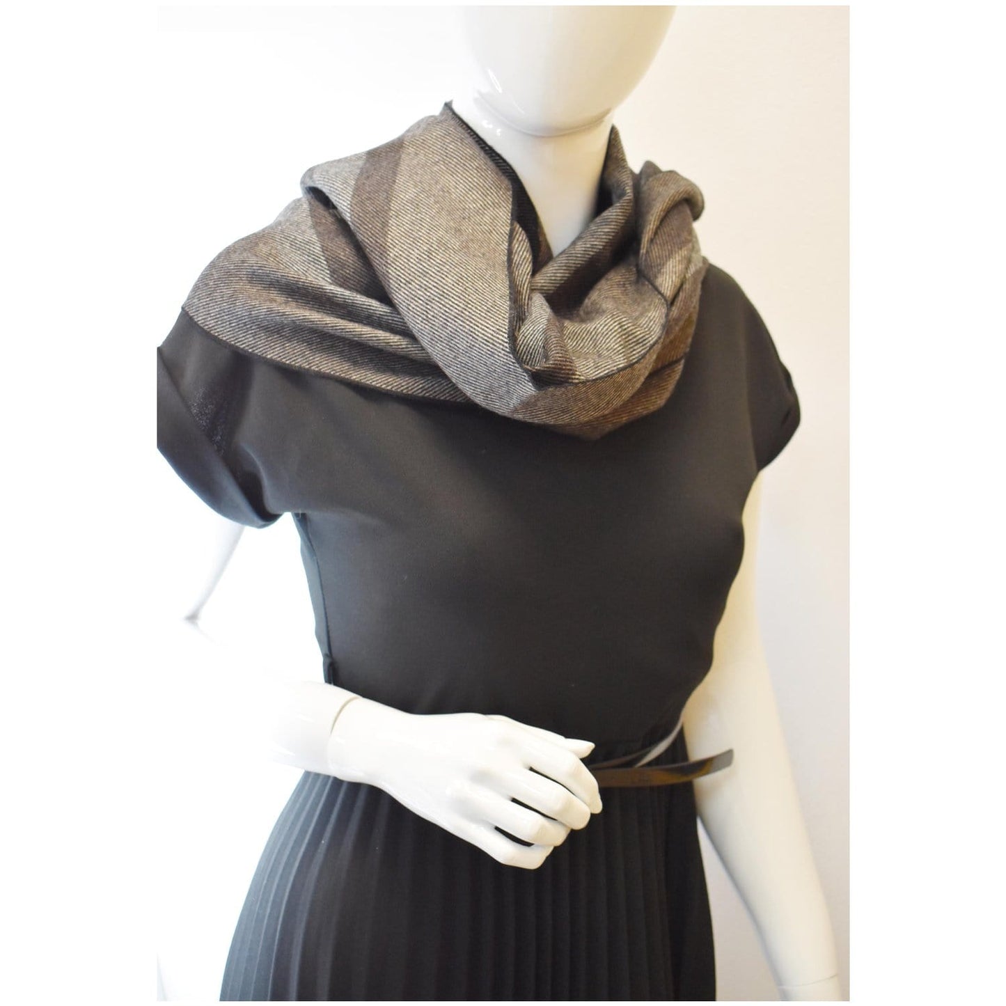 GUCCI Web Stripe Wool Scarf Brown 387574