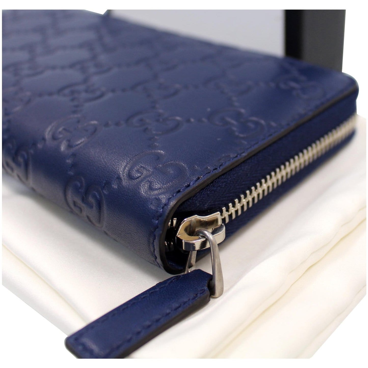 GUCCI Zip Around NY New York Yankees Patch Guccissima Wallet Blue - Last Call