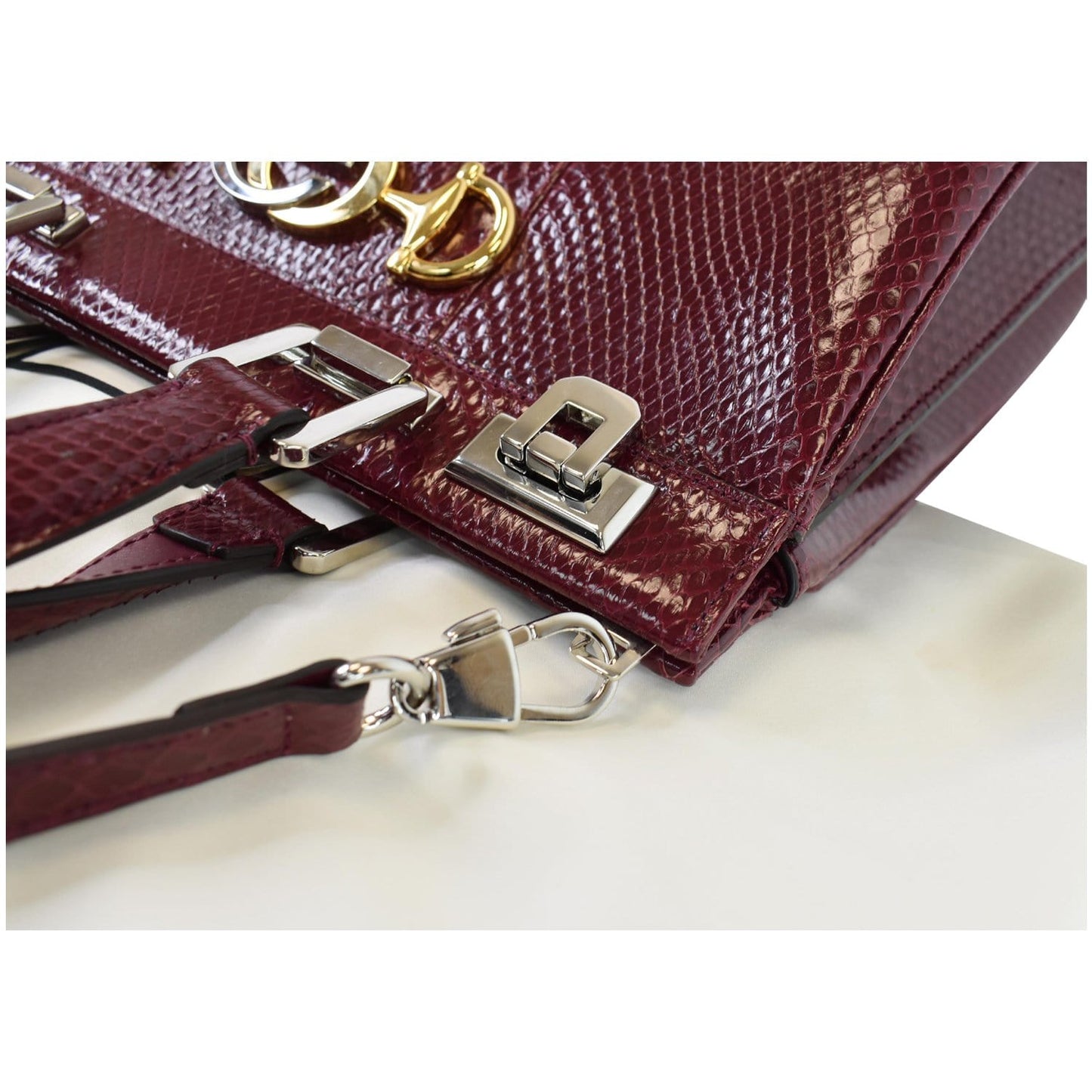 GUCCI Zumi Small Snakeskin Leather Top Handle Bag Bordeaux 569712