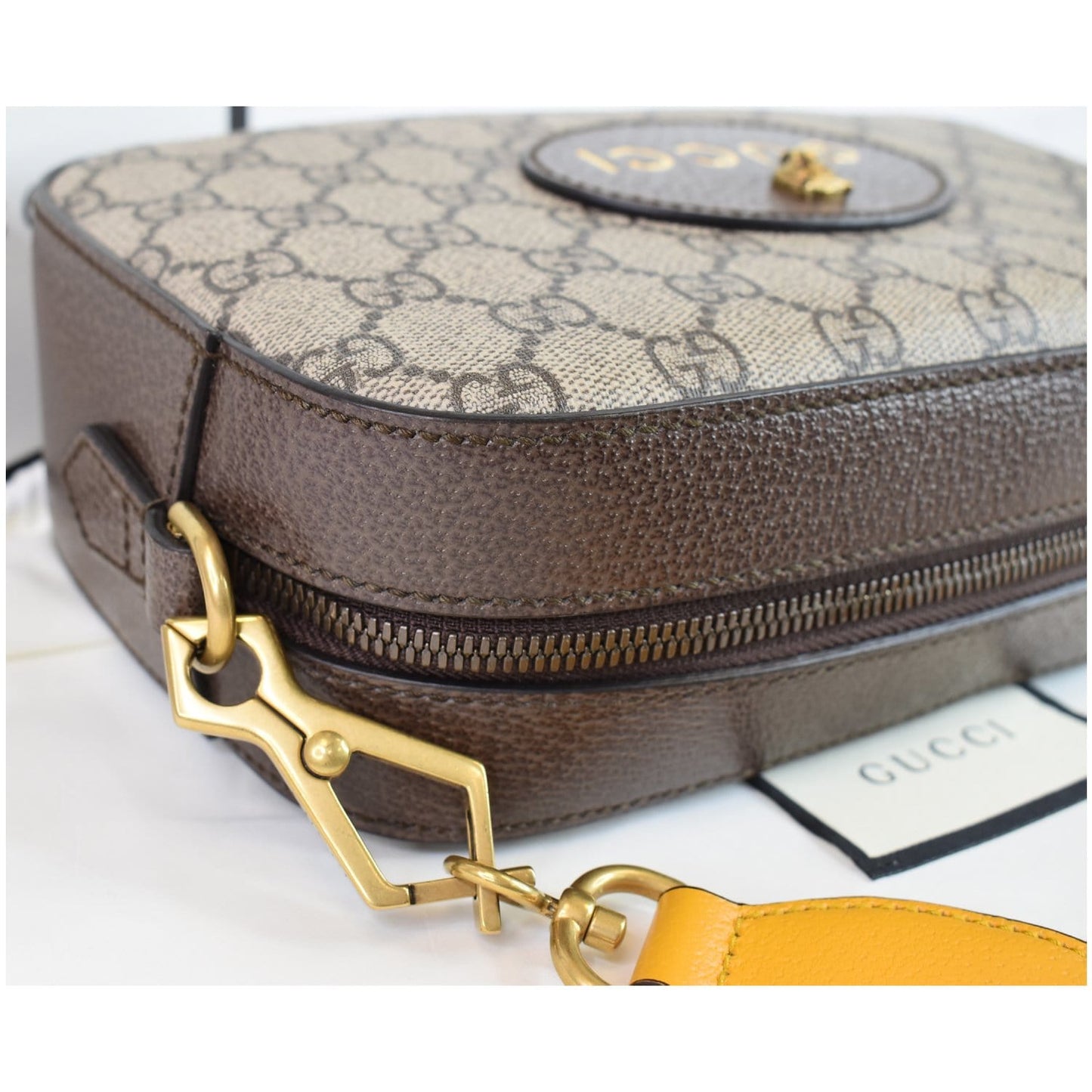 GUCCI Neo Vintage GG Supreme Canvas Messenger Bag Beige 476466