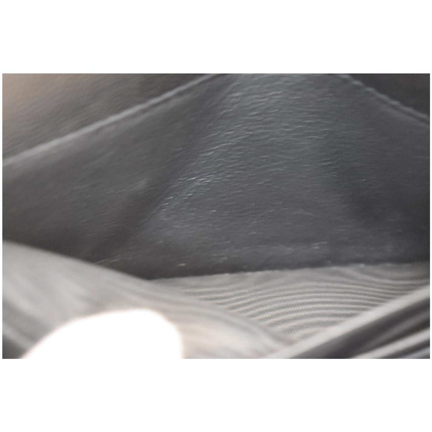 YVES SAINT LAURENT Large Grain De Poudre Wallet Black