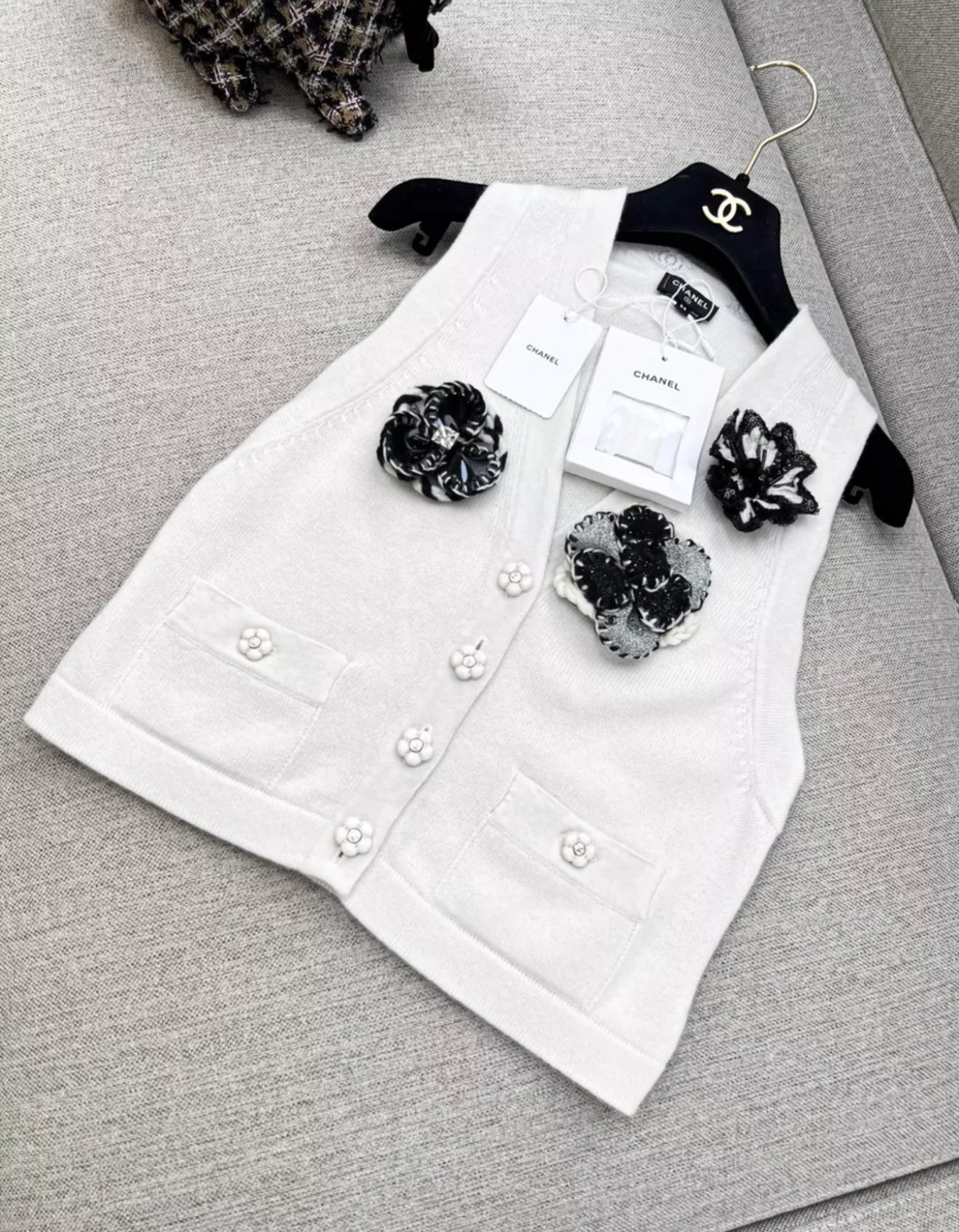 Chanel 23k white camellia cashmere vest