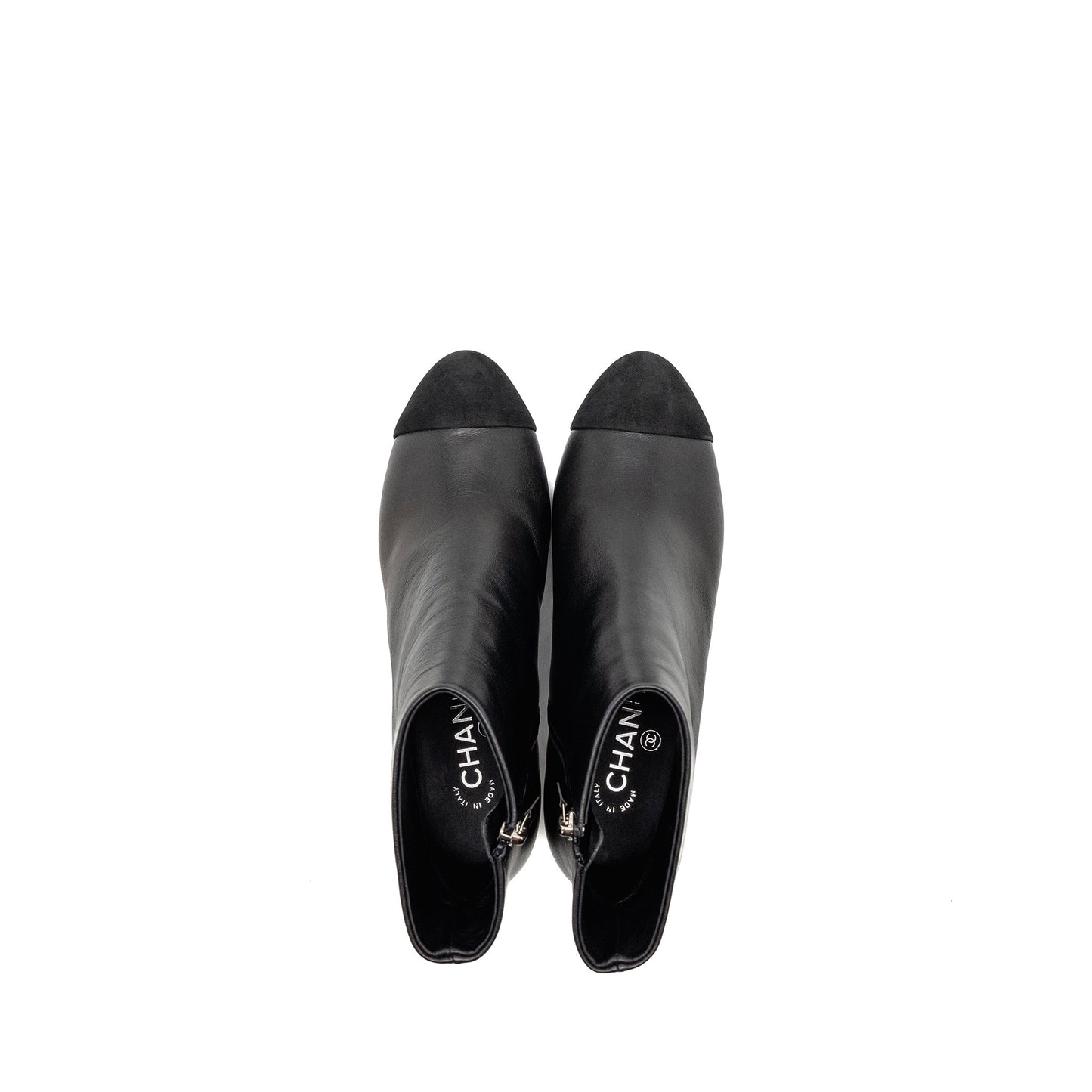 Chanel Size 37 Interlocking Boots Letter/Pearl Leather Black