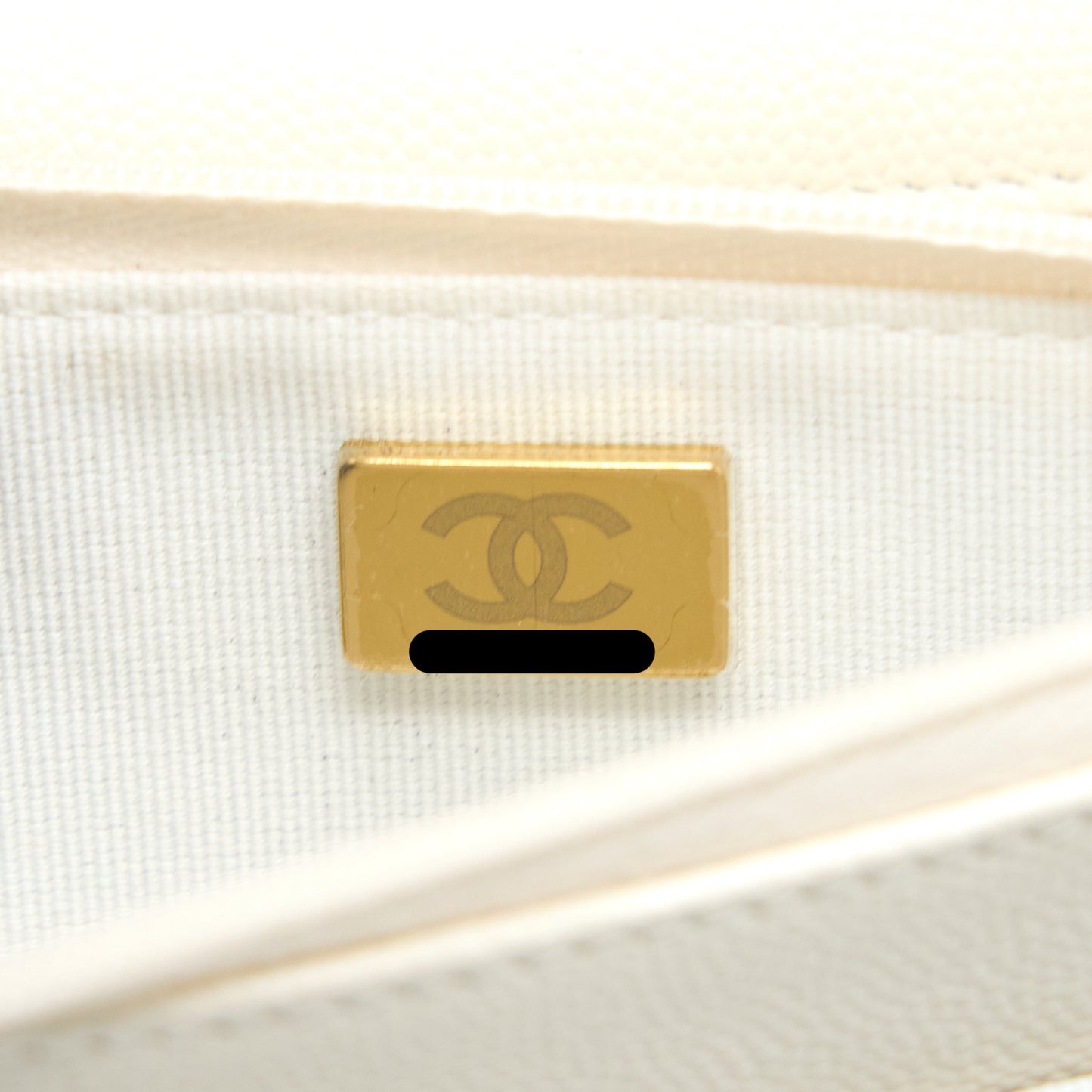 Chanel Classic Wallet On Chain Caviar White L (Microchip)