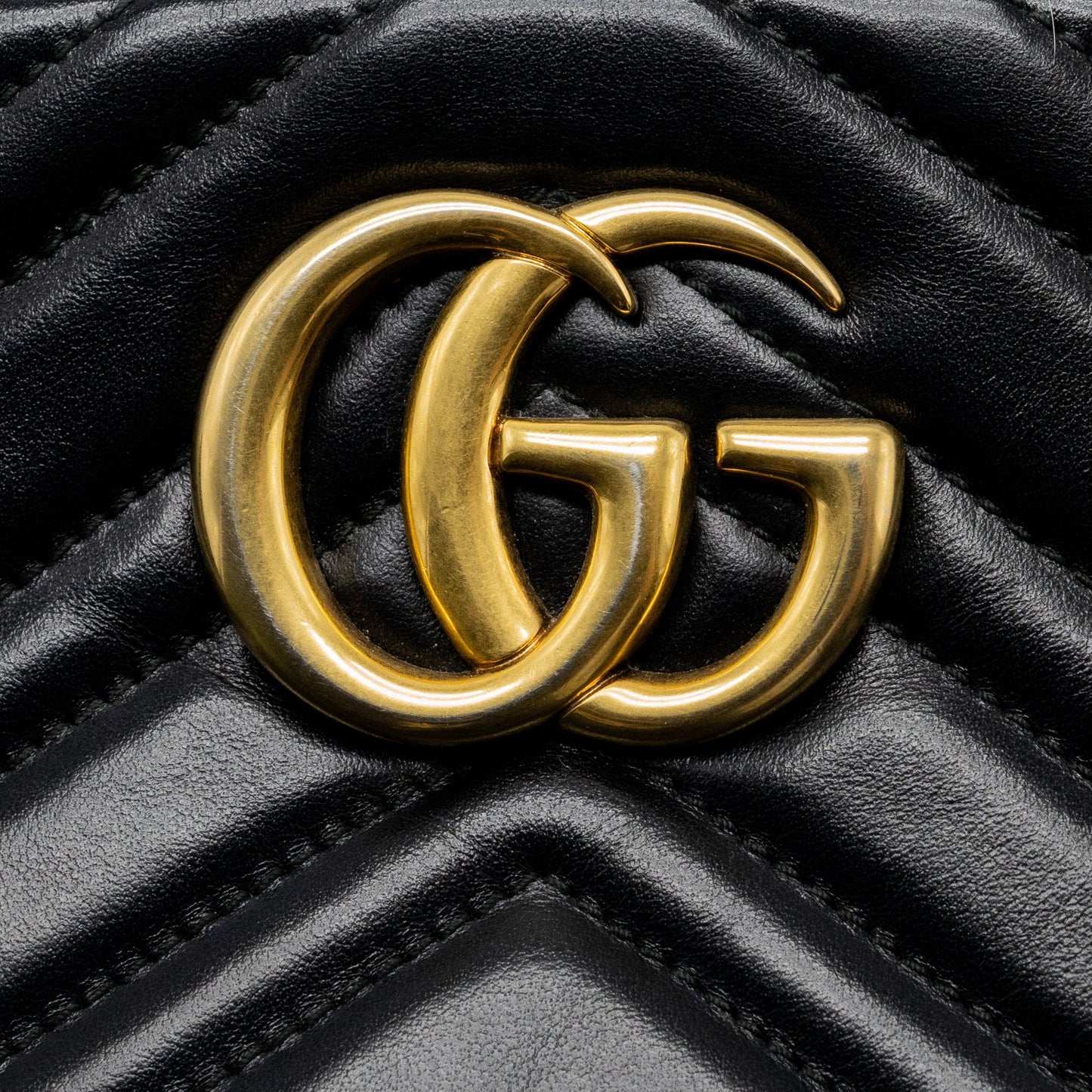 Gucci GG Marmont Small Matelasse Shoulder Bag Calfskin Black