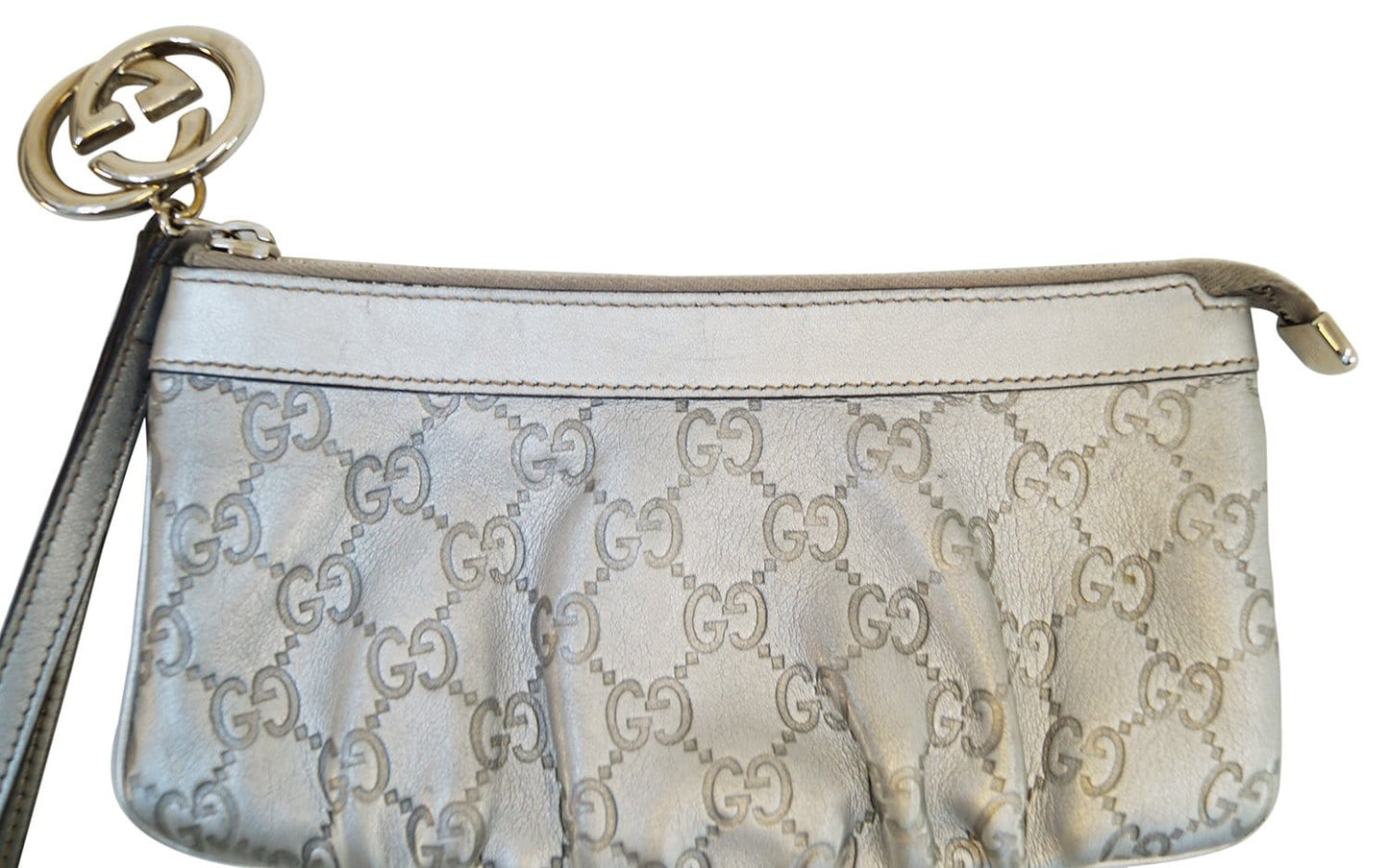 GUCCI Guccissima Interlocking G Wristlet Silver