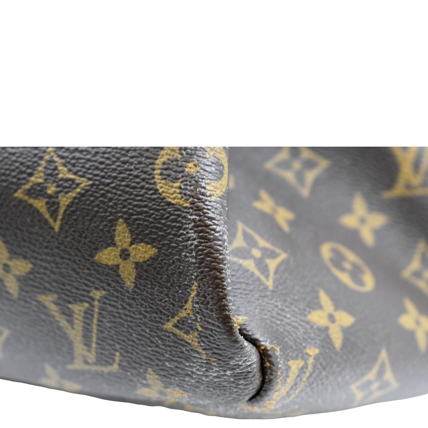 LOUIS VUITTON Artsy MM Monogram Canvas Hobo Bag Brown