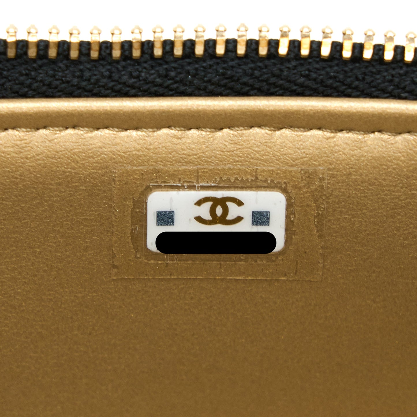 Chanel Pearl Crush Long Vanity Case Lambskin Black (Microchip)