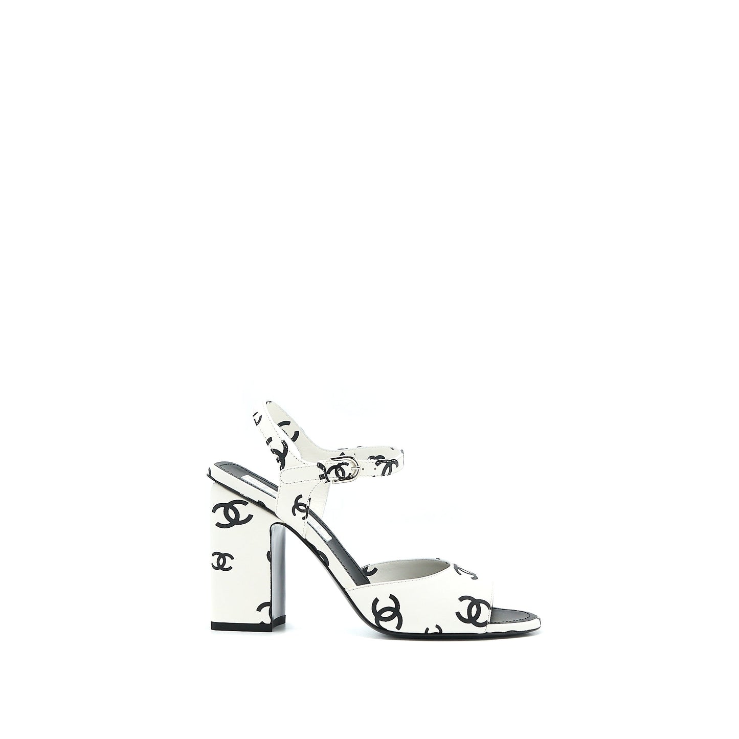 Chanel Size 37 CC Logo Leather Sandal Black/White