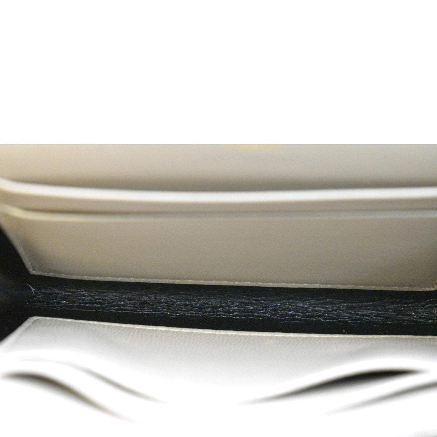 YVES SAINT LAURENT Gaby Small Envelope Quilted Leather Wallet Beige