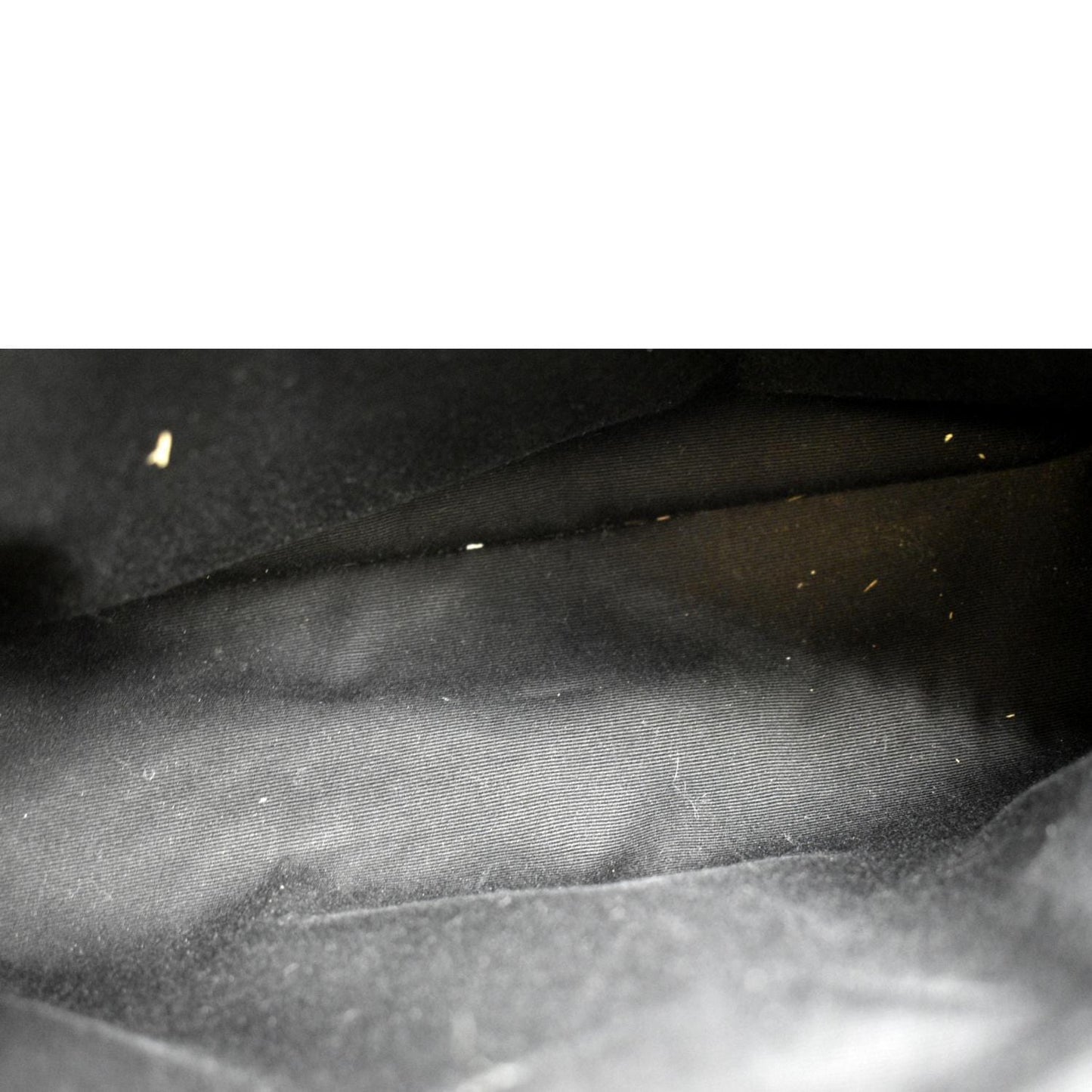 YVES SAINT LAURENT Medium Loulou Matelasse Leather Chain Shoulder Bag Black