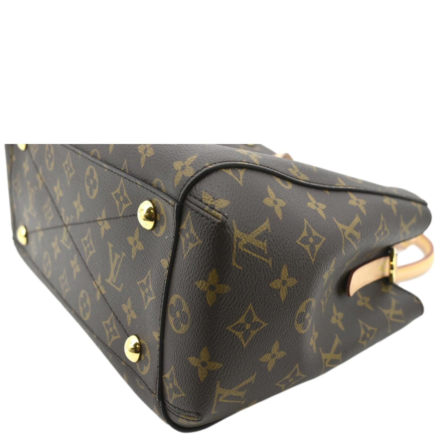 LOUIS VUITTON Montaigne MM Monogram Canvas Shoulder Bag Brown