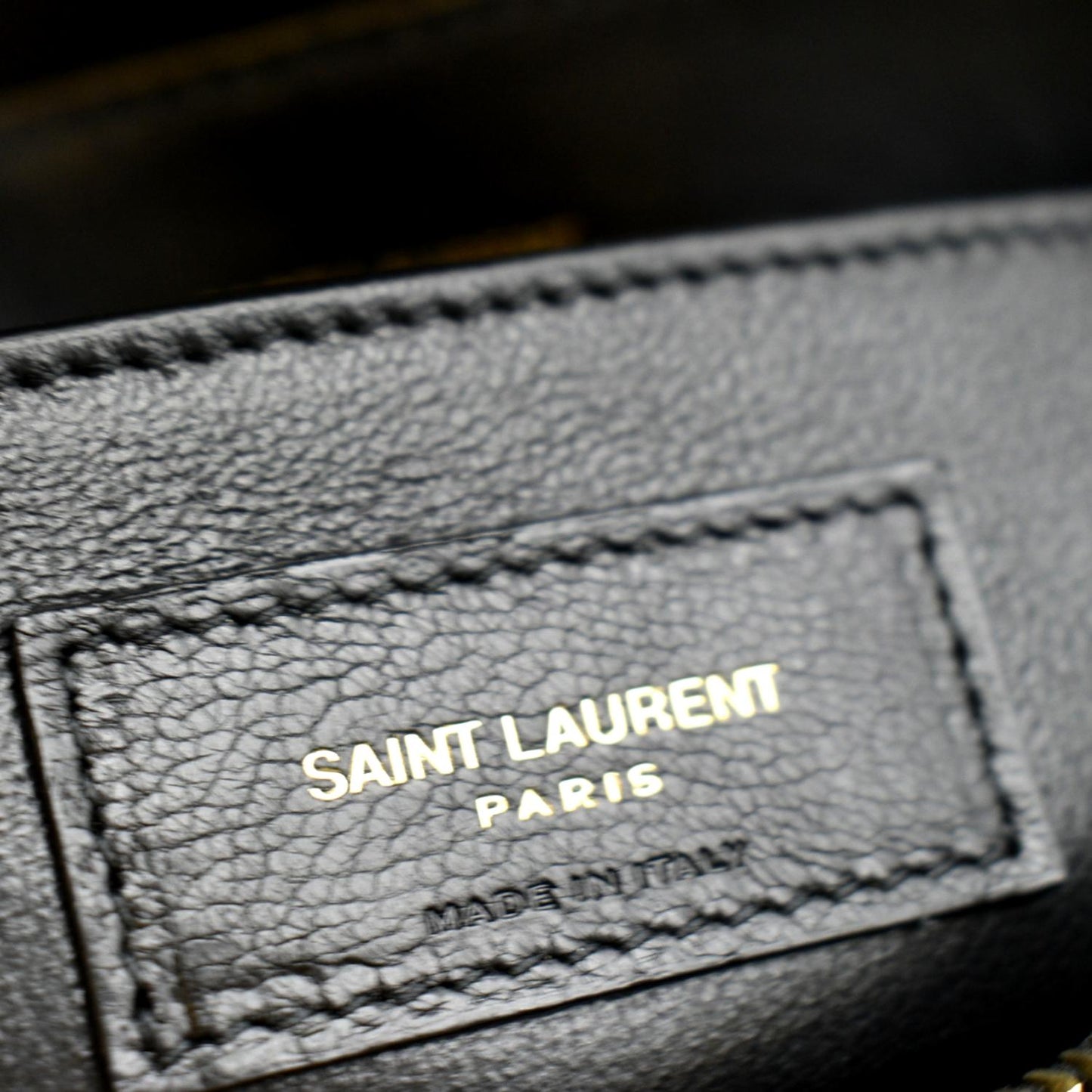 YVES SAINT LAURENT Loulou Small Matelasse Leather Chain Shoulder Bag Black