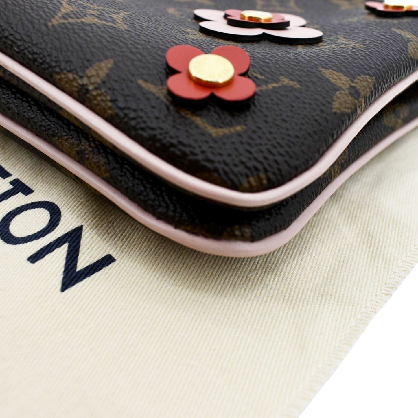 LOUIS VUITTON Blooming Flowers Pochette Monogram Canvas Chain Crossbody Bag Brown