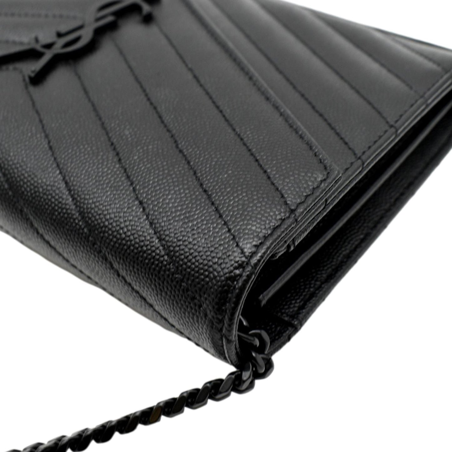 YVES SAINT LAURENT Cassandra Grain De Poudre Embossed Chain Wallet Black