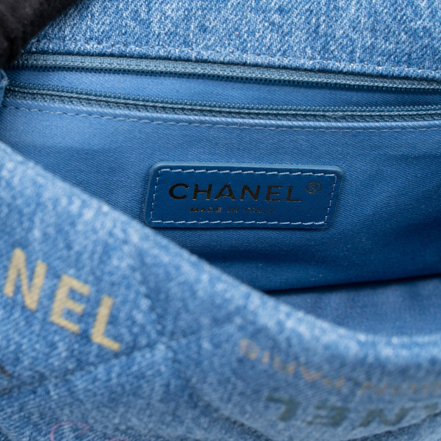 Chanel 22P Blue Denim Flap Bag Denim Blue Brushed (Microchip)