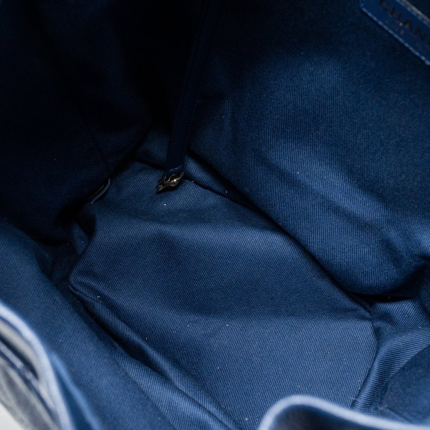 Chanel Drawstring Backpack Lambskin / Grained Calfskin Dark Blue L