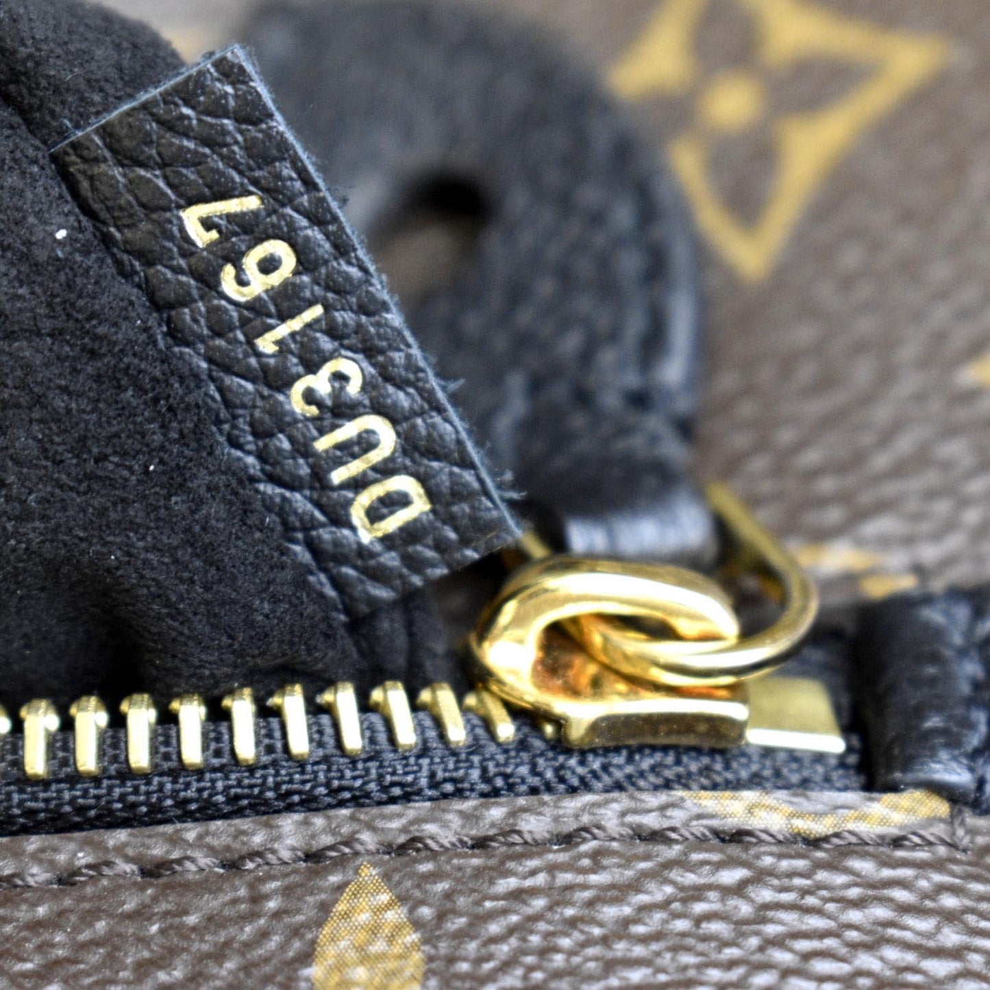 LOUIS VUITTON Popincourt MM Monogram Canvas Shoulder Bag Brown/Noir