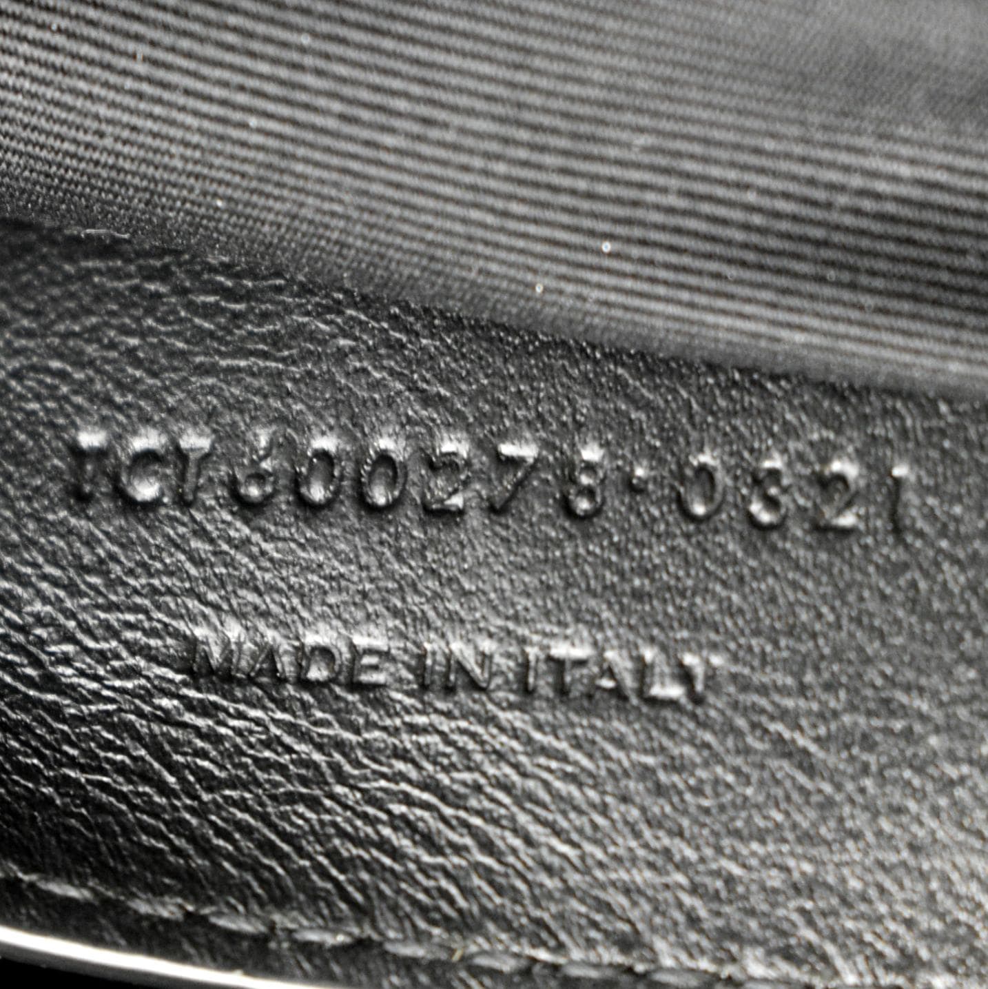 YVES SAINT LAURENT College Large Lambskin Leather Shoulder Chain Bag Black