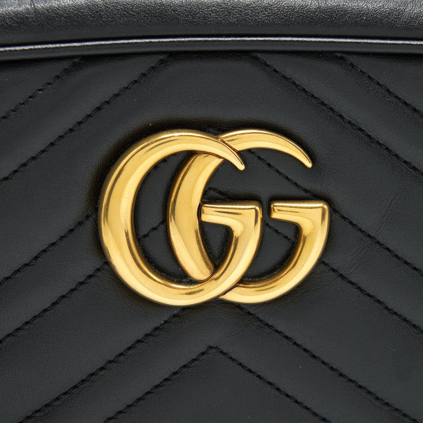 Gucci GG Marmont Small Matelasse Shoulder Bag Black