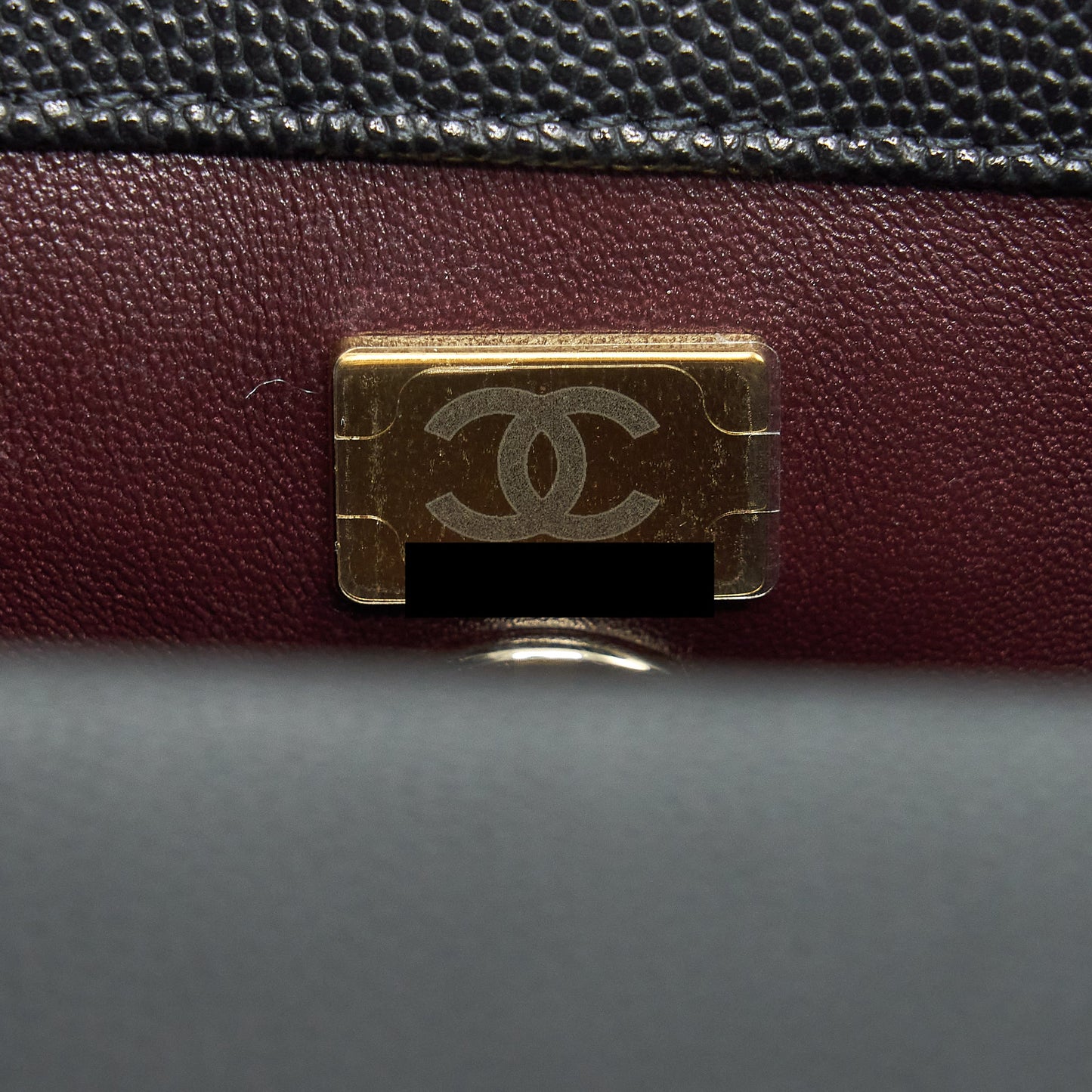 Chanel 22P Small Coco Handle Caviar Black L
