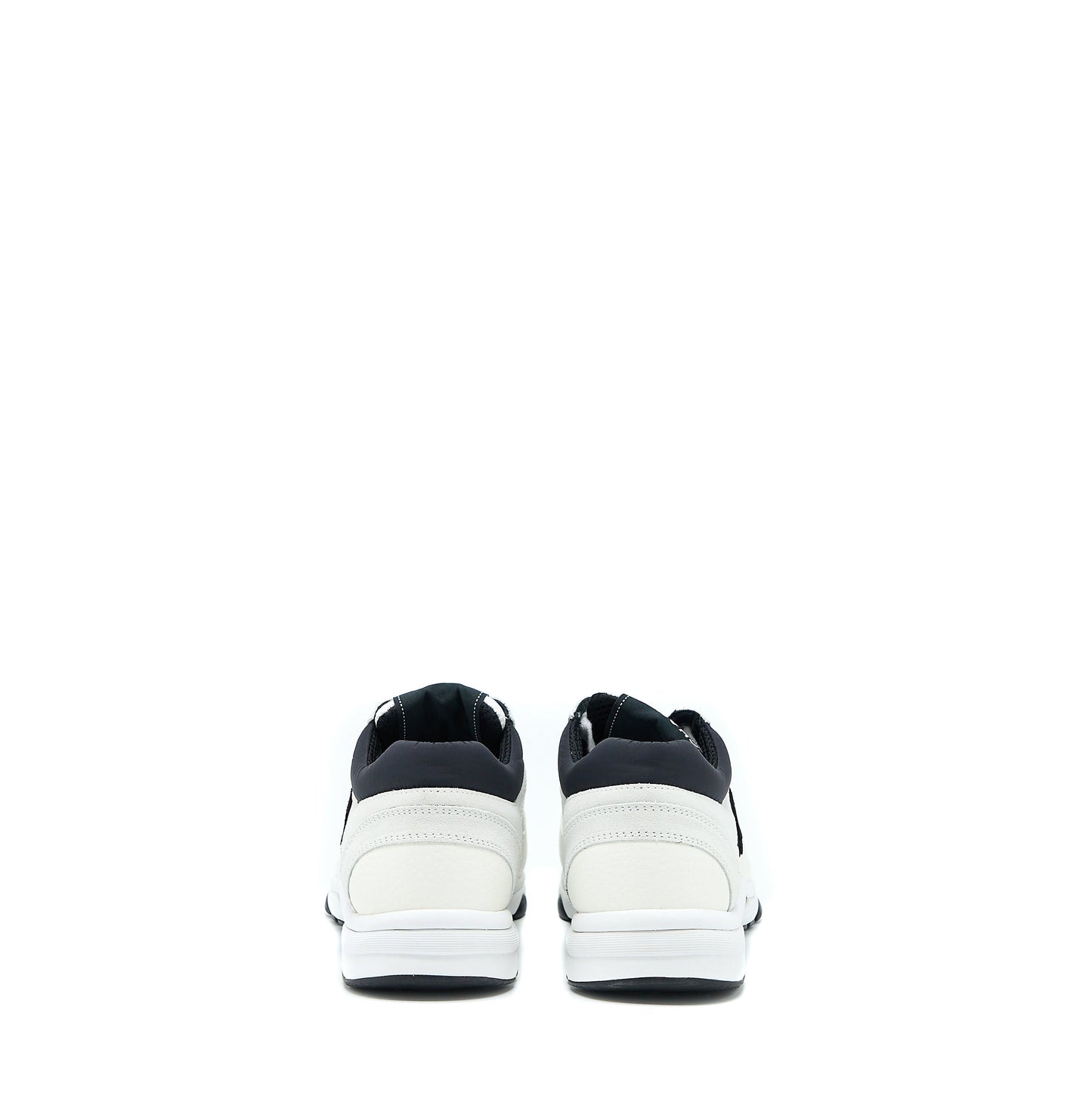 Chanel Size 37 CC Logo Sneaker Calfskin/Suede Black/White