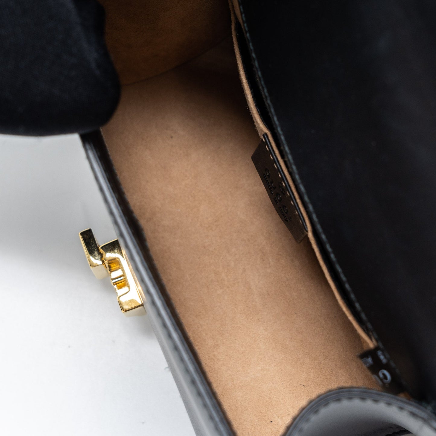 Gucci Mini Sylvie Chain Bag Calfskin Black