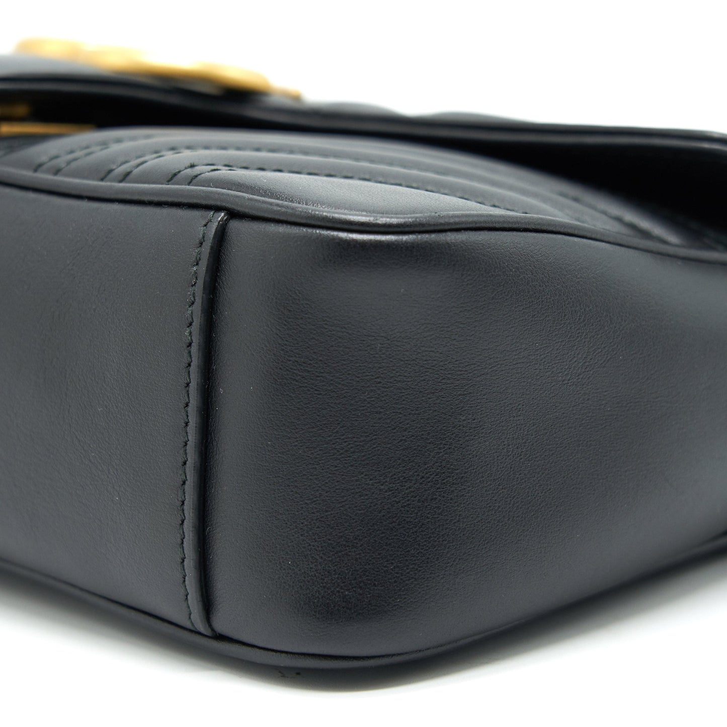 GUCCI GG MARMONT SMALL SHOULDER BAG BLACK
