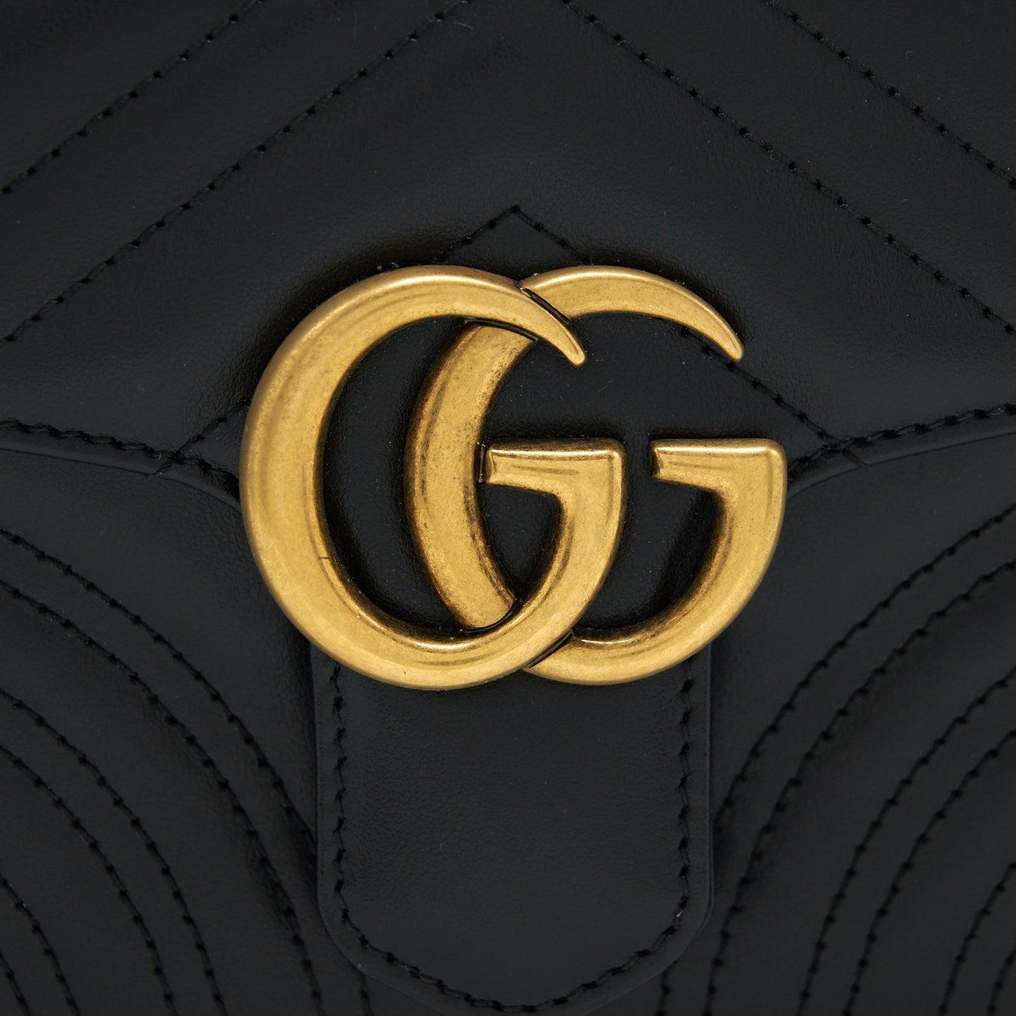 Gucci GG Marmont Mini Top Handle Bag Black