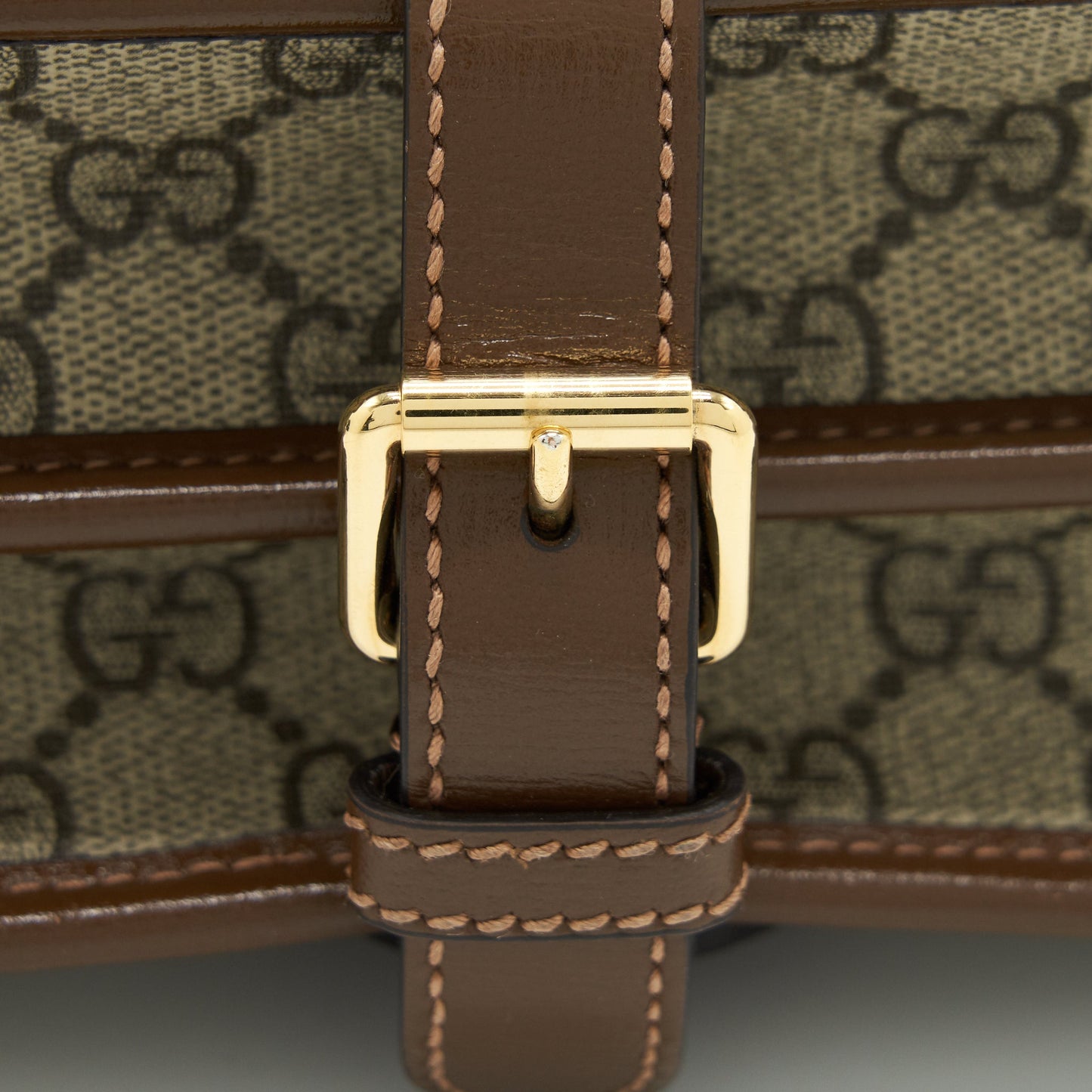 Gucci Crossbody Messenger bag