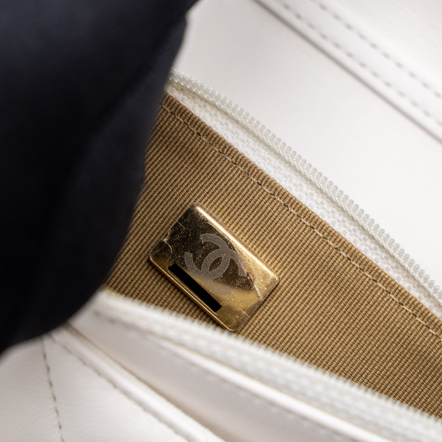 Chanel Pearl Crush Wallet on Chain Lambskin White Brushed (Microchip)