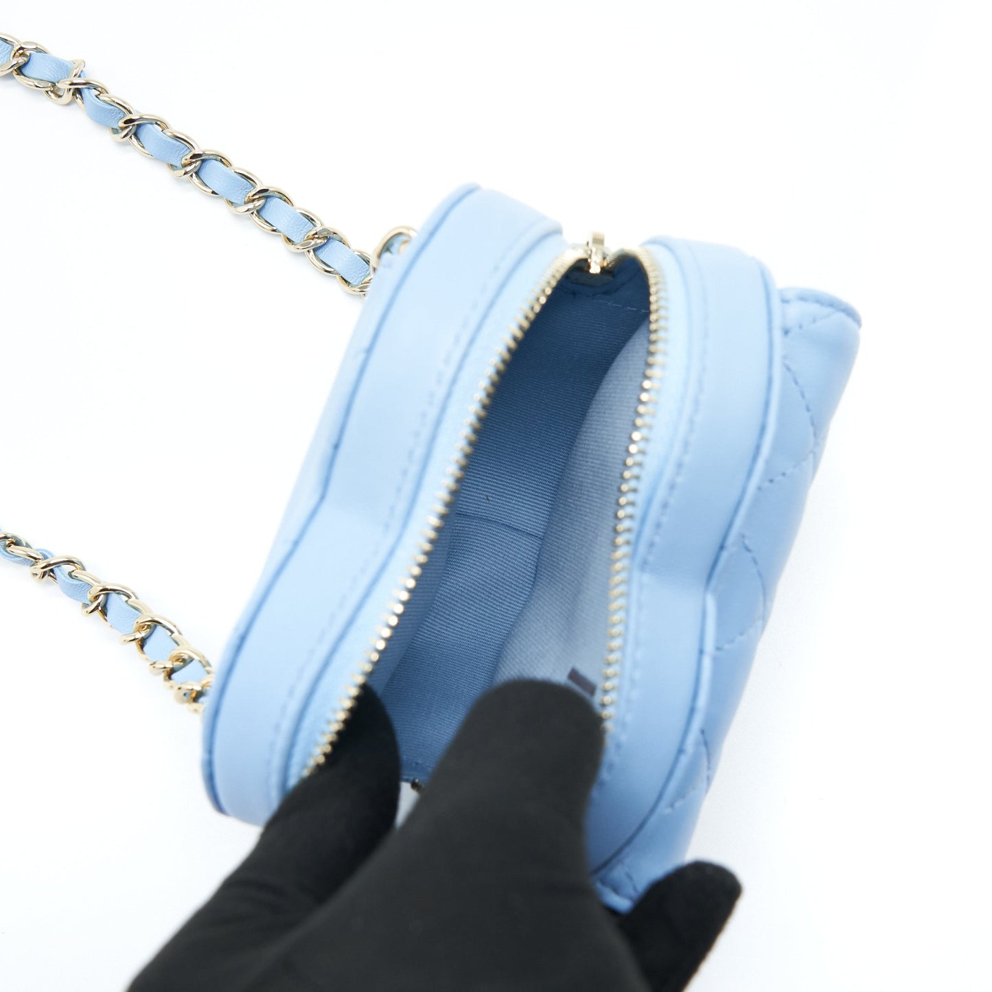 Chanel 22S Heart Belt Bag Lambskin Light Blue L