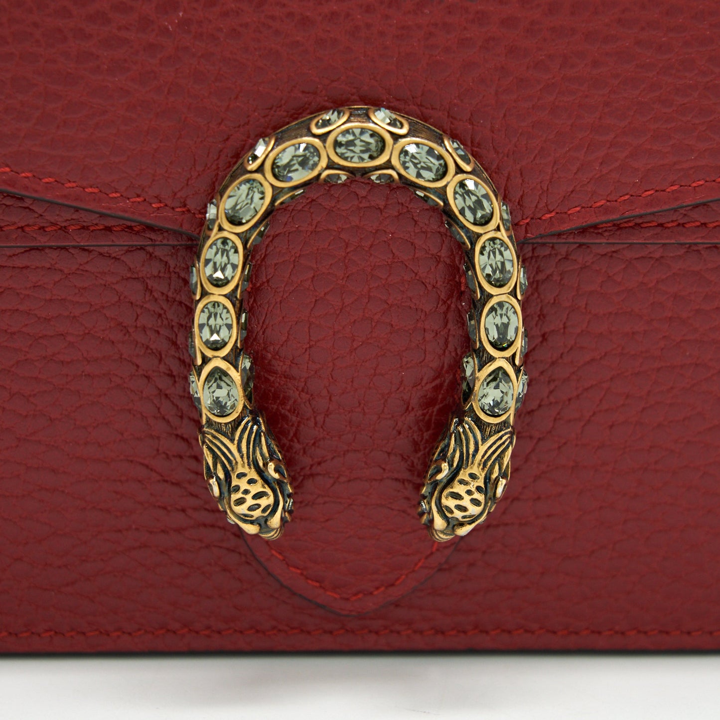 Gucci Dionysus Leather Super Mini Bag In Red