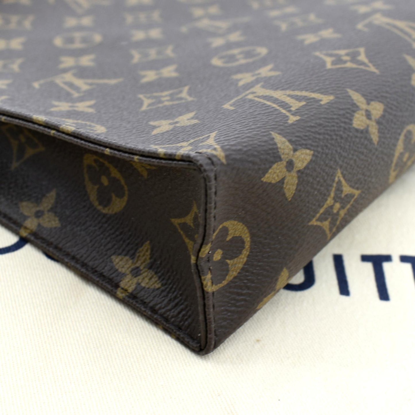 LOUIS VUITTON Toiletry 26 Monogram Canvas Cosmetic Pouch Brown