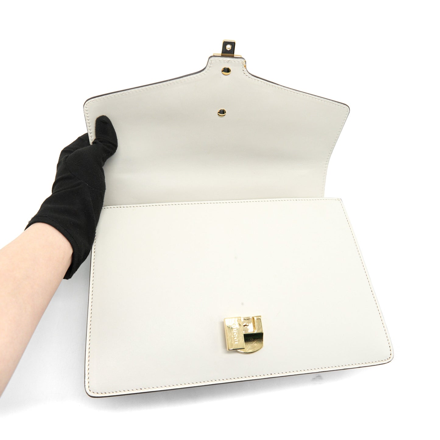 GUCCI SMALL SYLVIE BAG IN WHITE