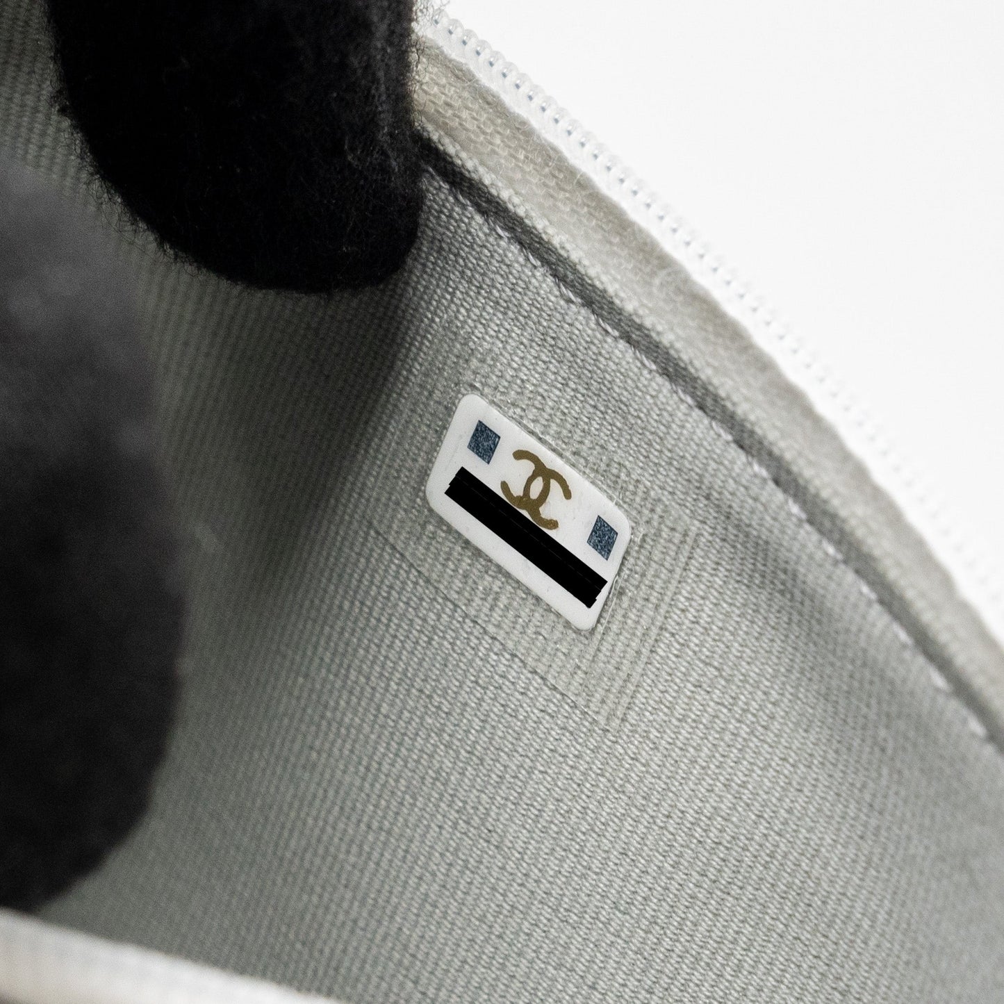 Chanel 23p rainbow letter handle mini wallet on chain calfskin white (microchip)
