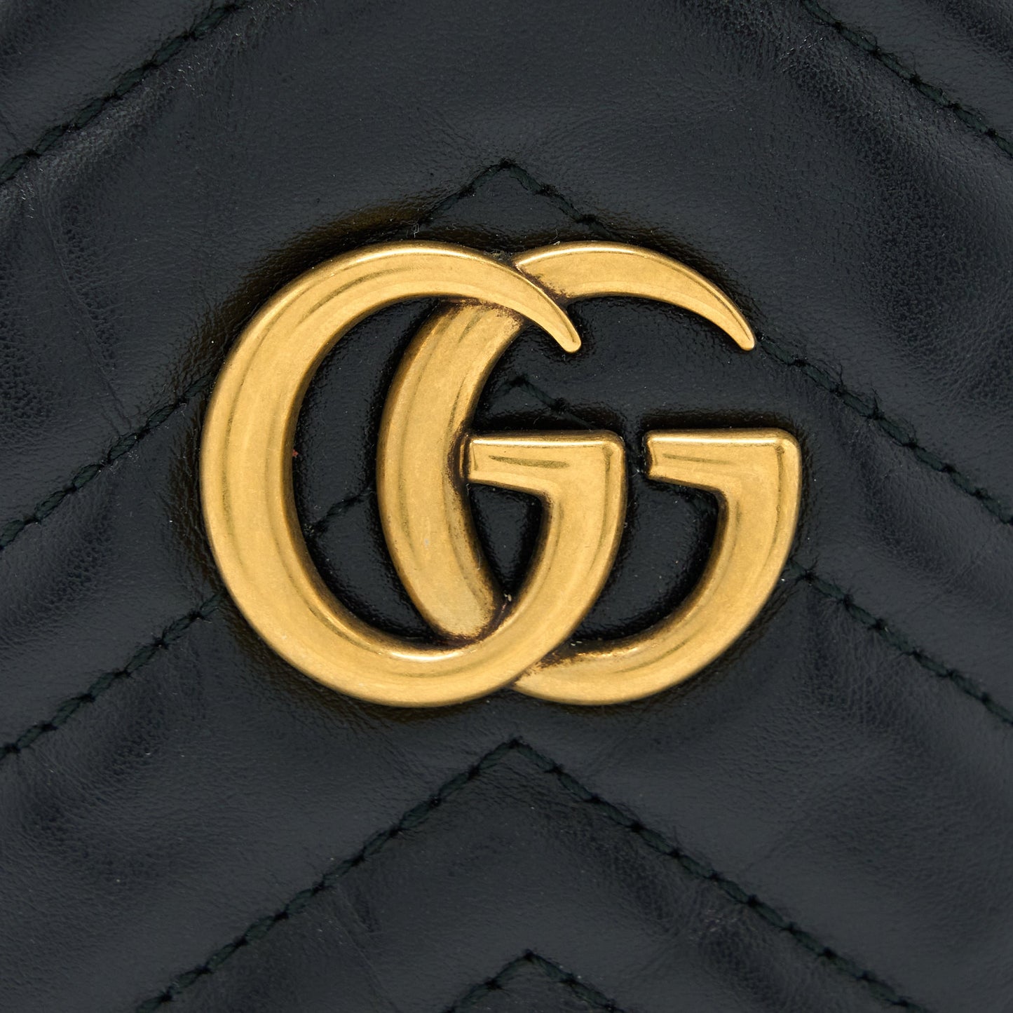 Gucci GG Marmont Mini Bucket Black