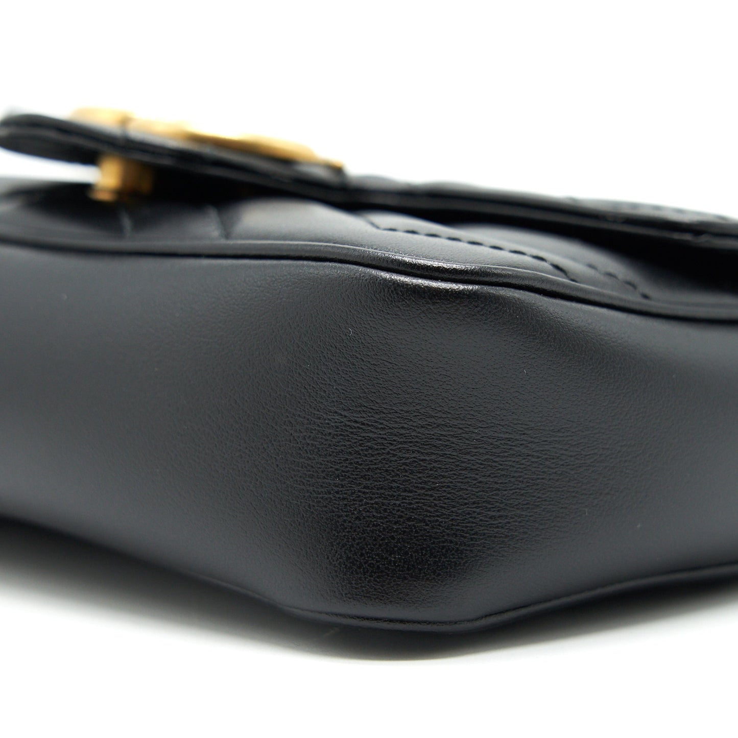 GUCCI GG MARMONT SUPER MINI LEATHER BAG IN BLACK