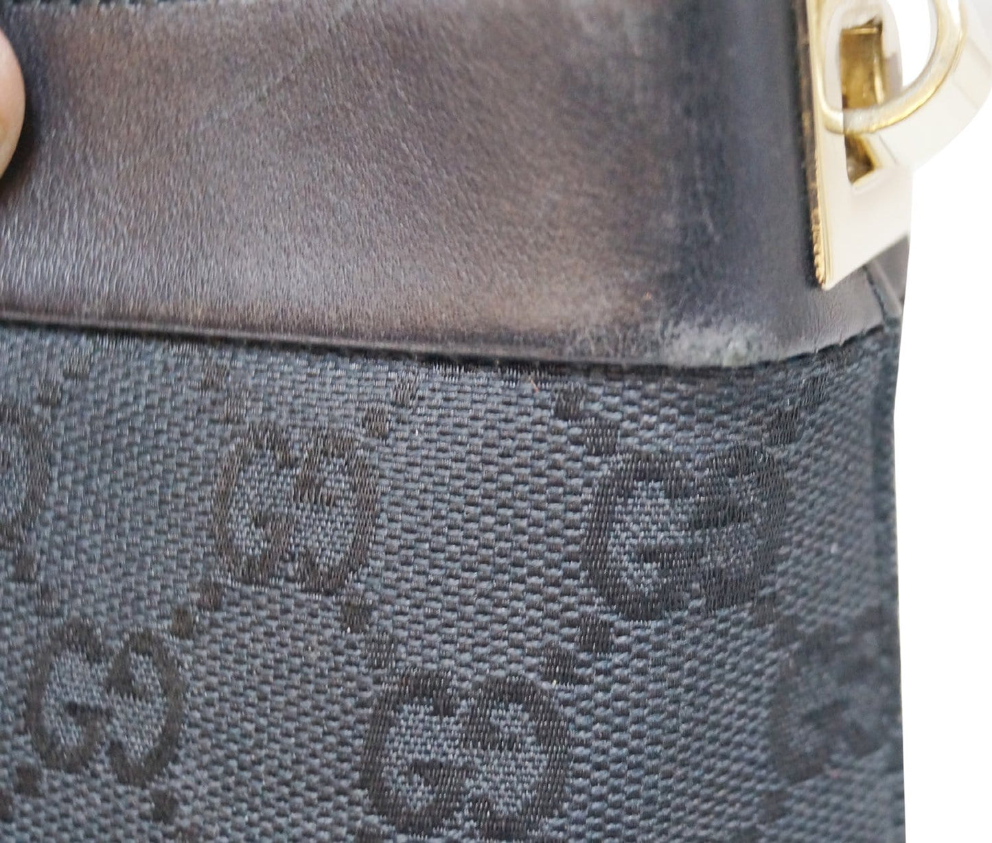 GUCCI GG Signature Monogram Black Leather Shoulder Bag