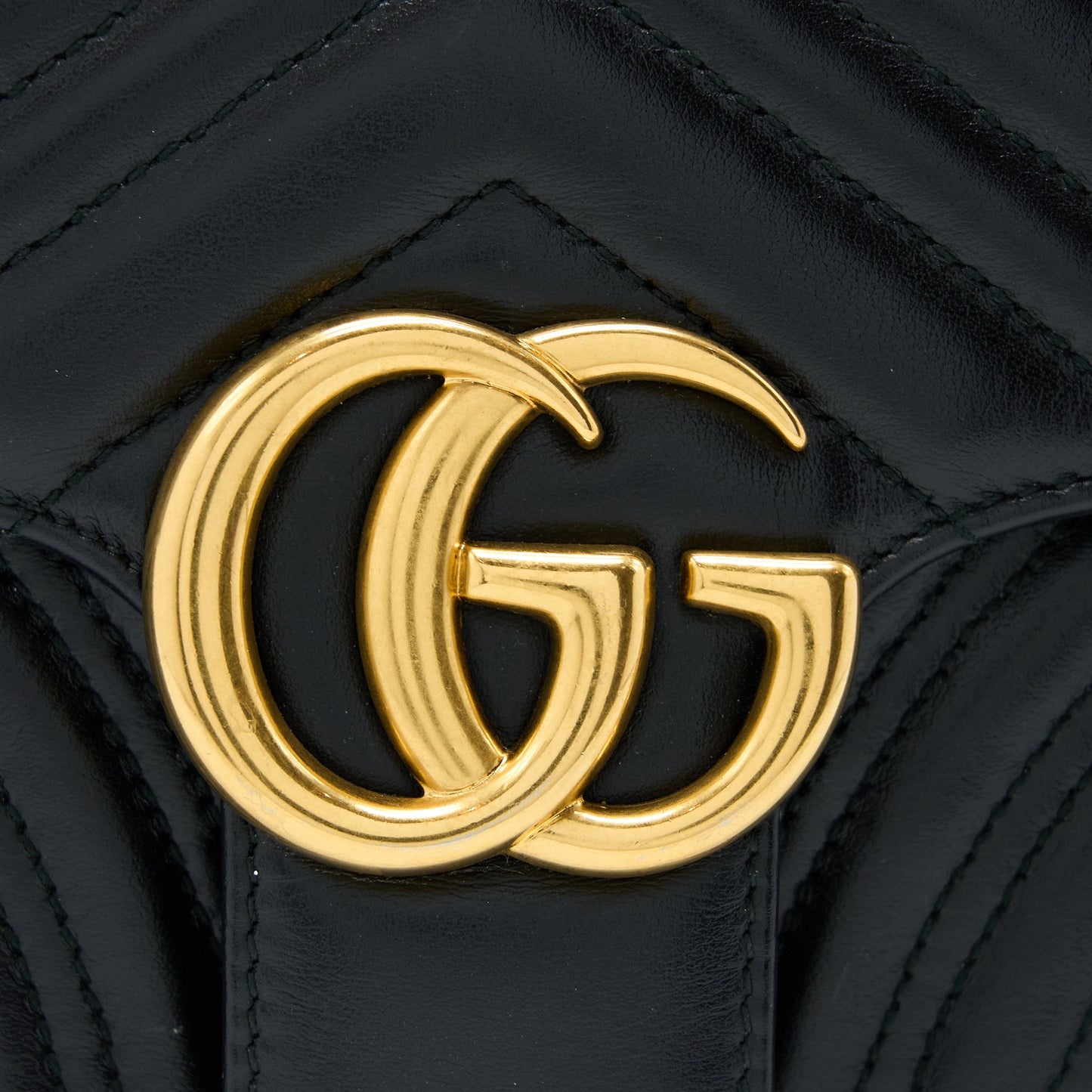 Gucci Small Marmont Calfskin Black