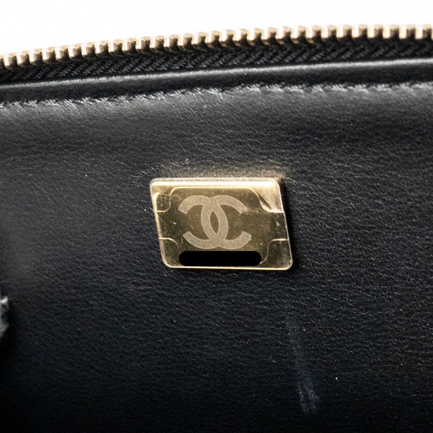 Chanel Logo Detailed Handle Mini Pick Me Up Vanity Case Caviar Black (Microchip)