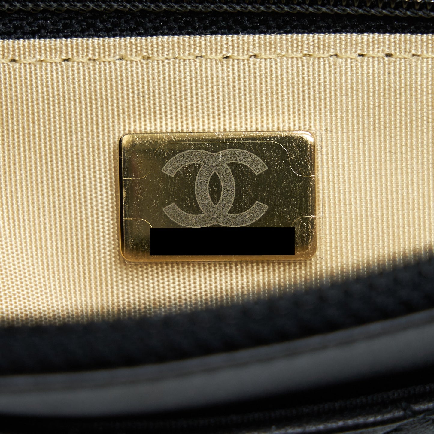 Chanel Pearl Crush Wallet On Chain Black (Micrichip)