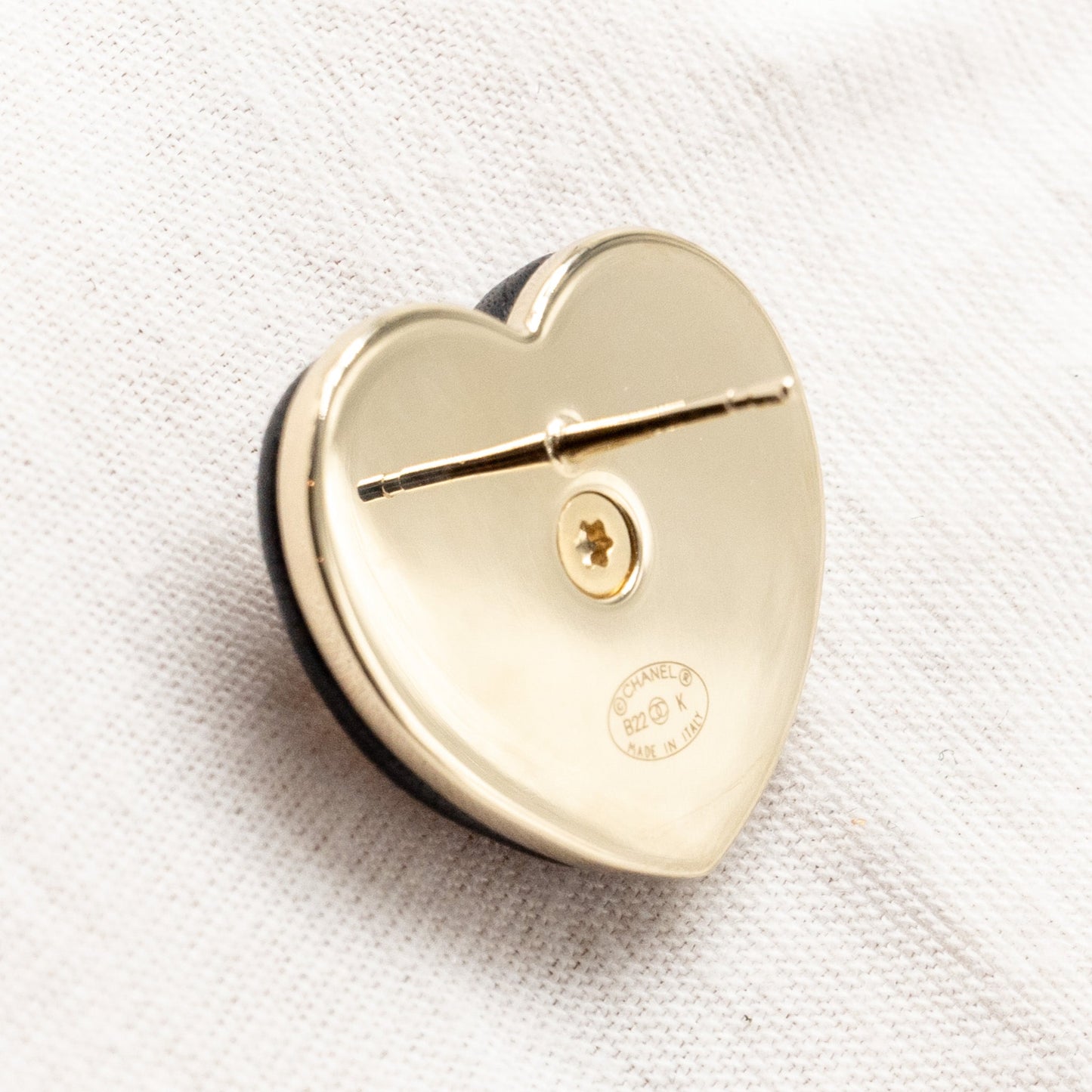 Chanel 22k CC Logo Heart Shape Earrings Lambskin Black L