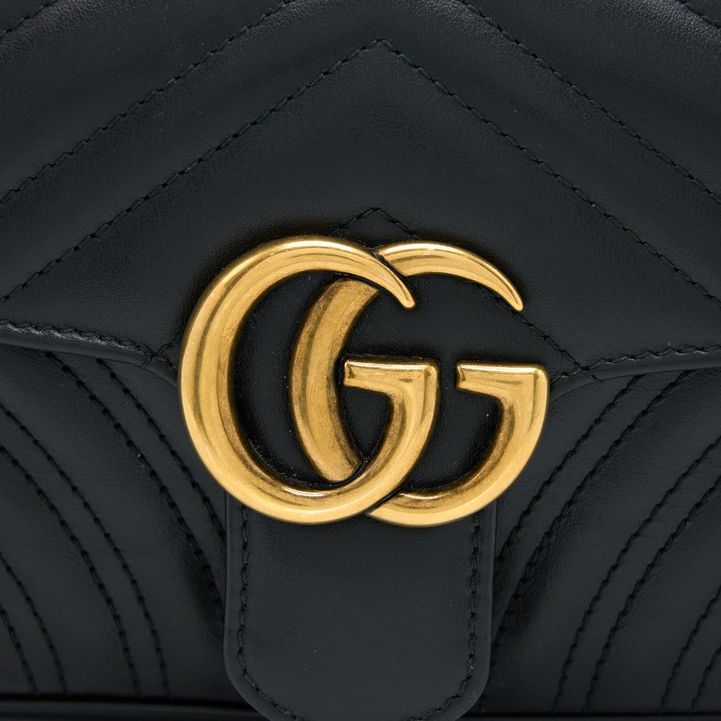 Gucci Small Marmont Shoulder Bag Calfskin Black