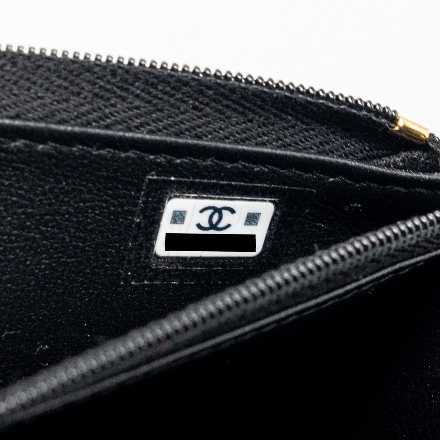 Chanel 23A clutch with chain lambskin black (microchip)