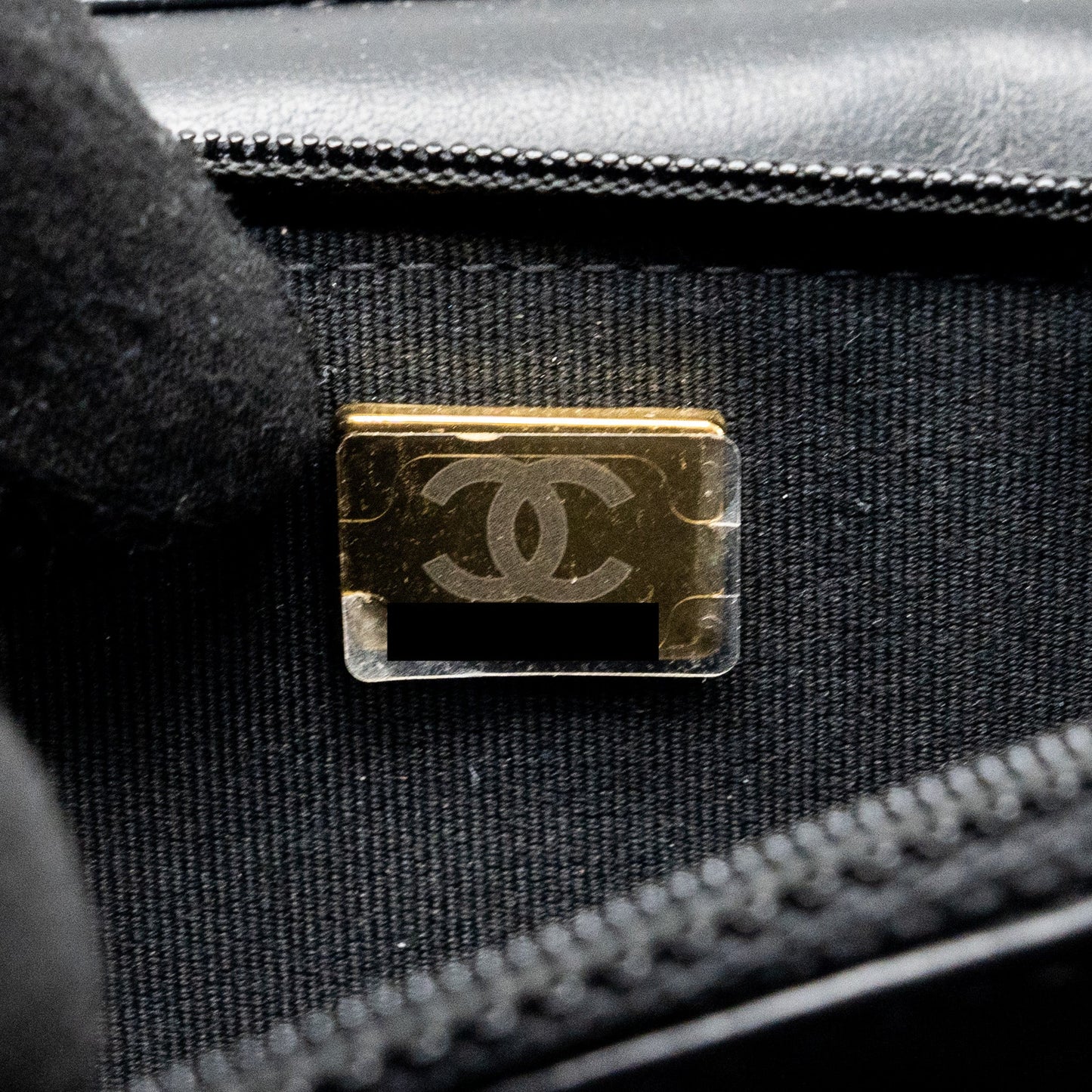 Chanel Boy Wallet On Chain caviar black (microchip)