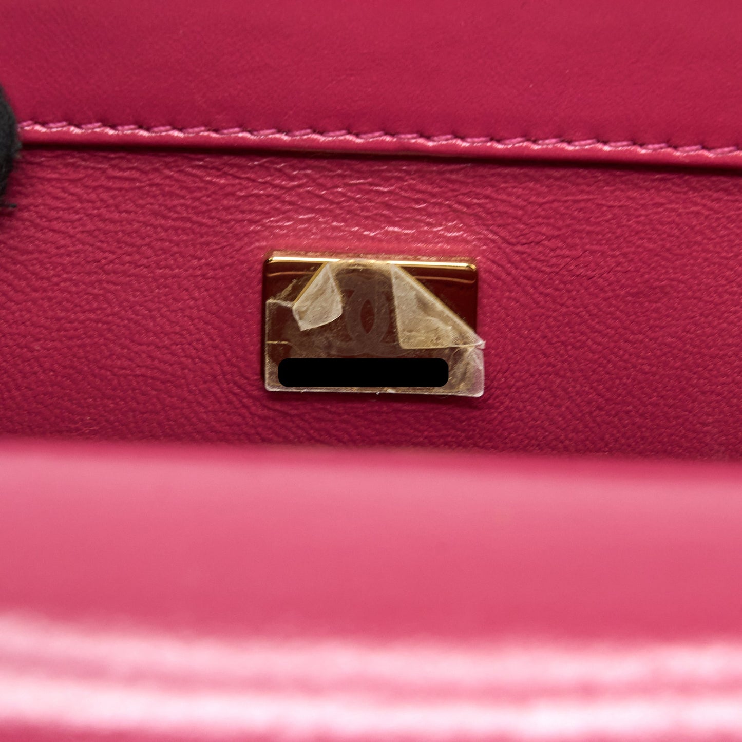 Chanel 21A Small Gold Crush Flap Bag Calfskin Raspberry Pink Brushed (Microchip)