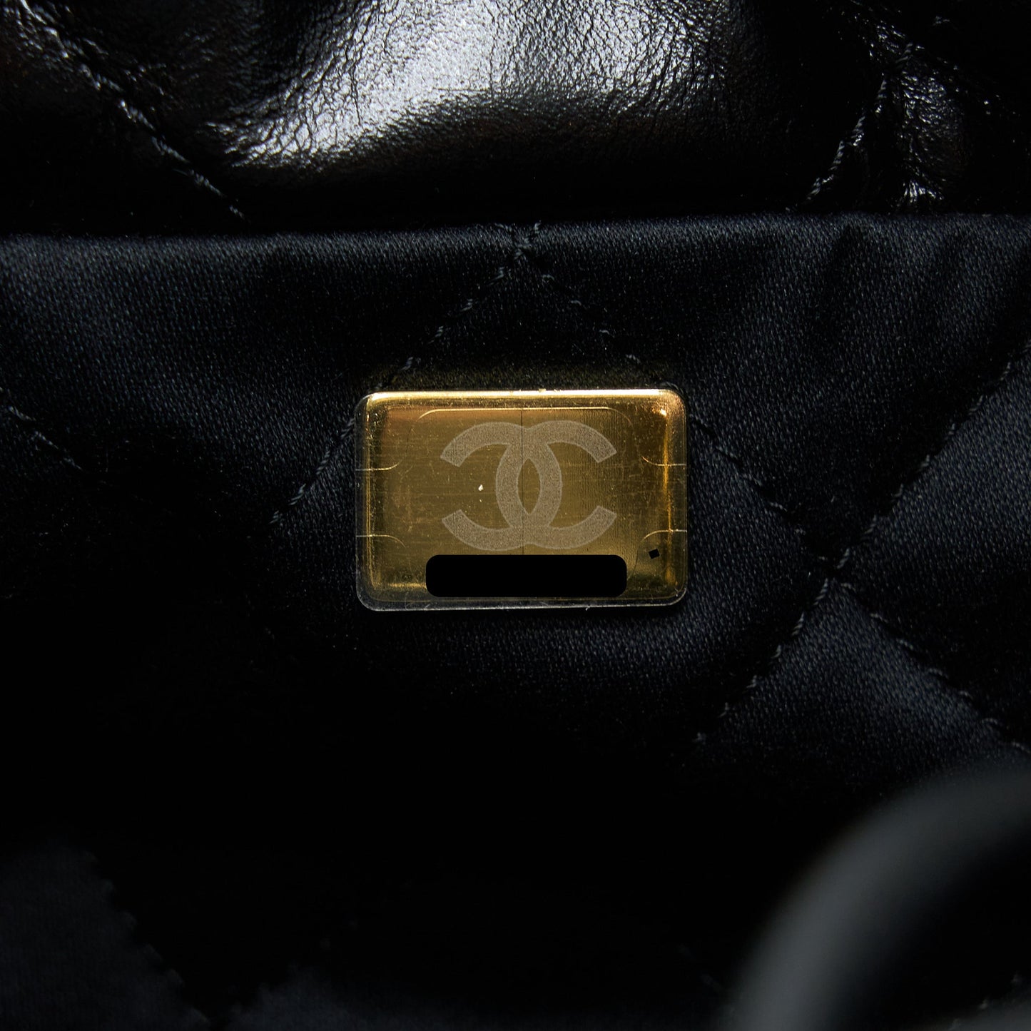 Chanel Mini 22 Bag Shiny Calfskin Black (Microchip)